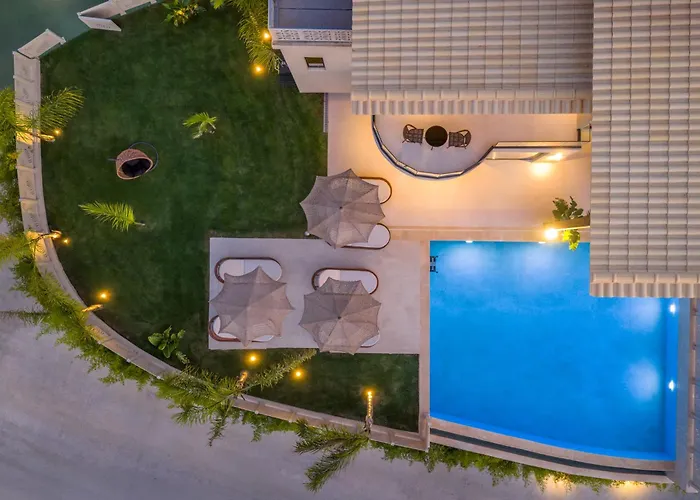 Costas Luxury - Costa's Koskinou (Rhodes)